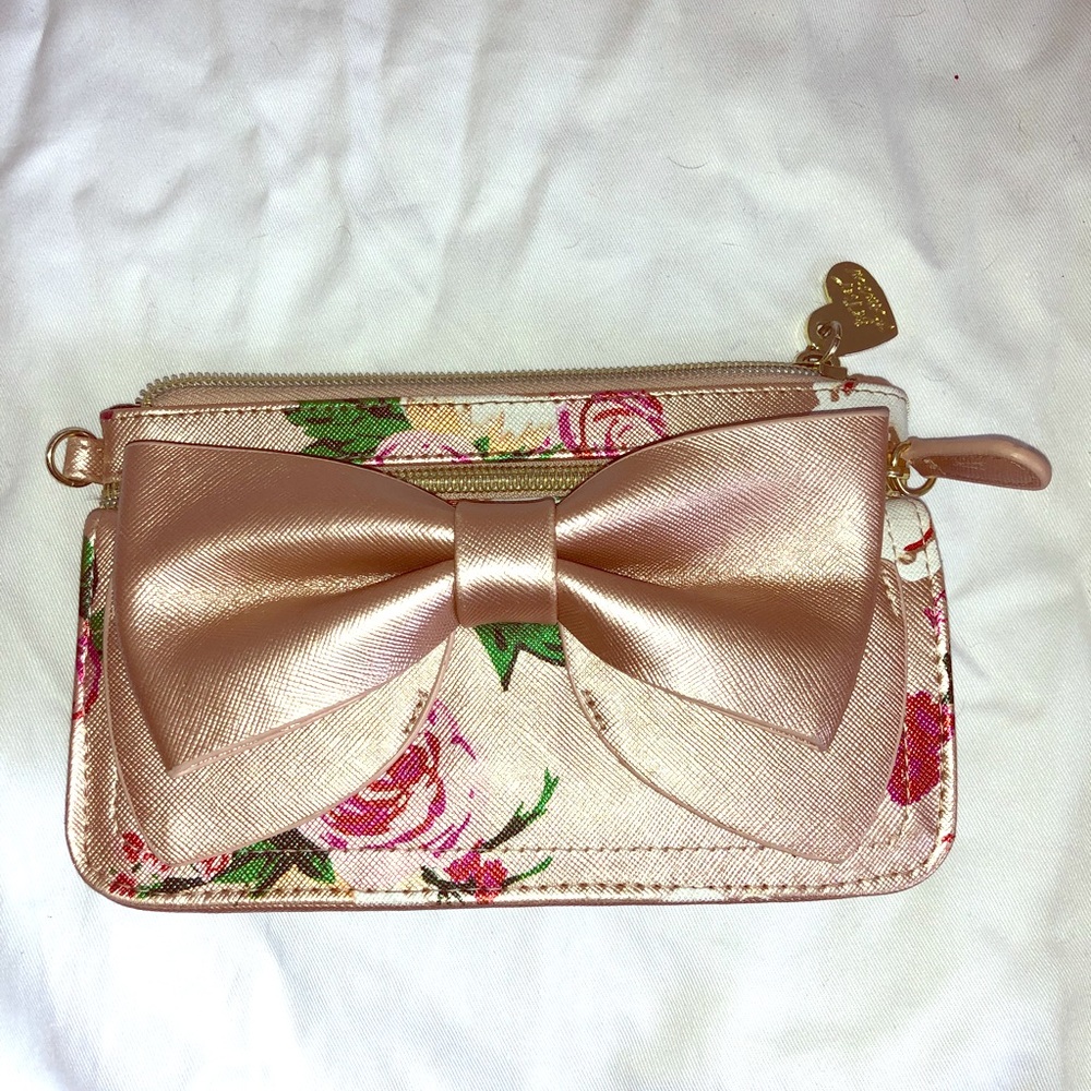 Betsey Johnson wallet